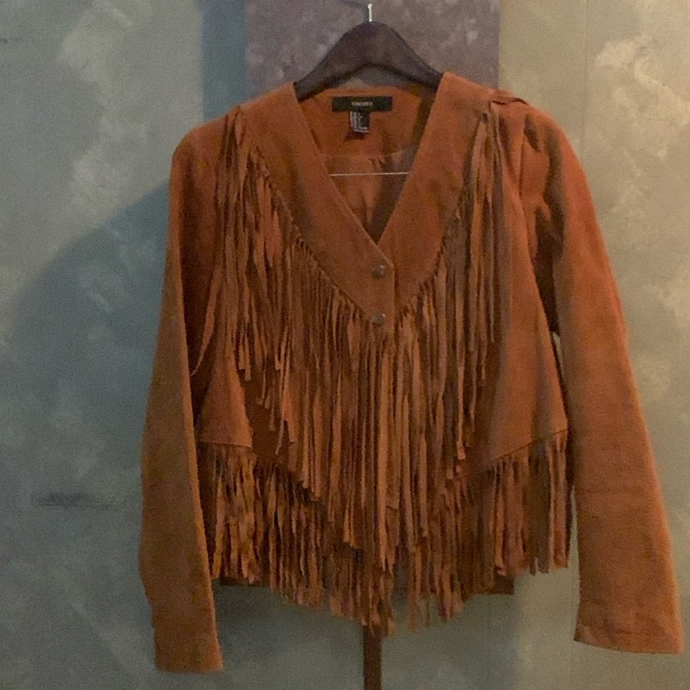 Forever 21 pigskin suede fringed jacket. Size Large with metal snap buttons.
